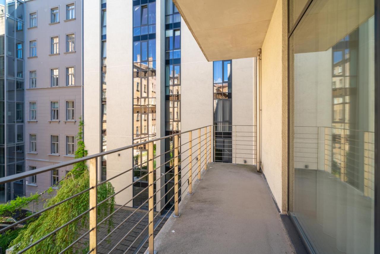 Easyrooms Dzirnavu Рига Экстерьер фото