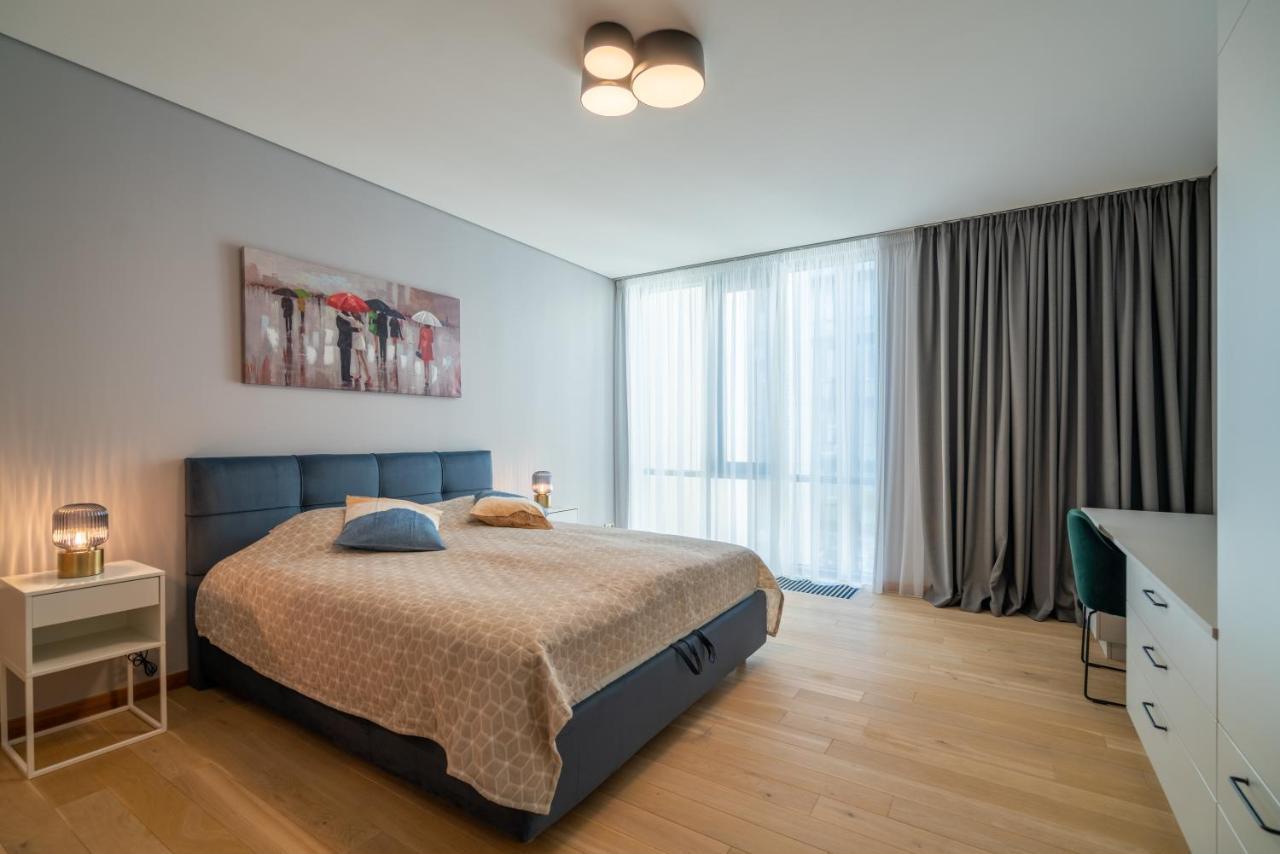 Easyrooms Dzirnavu Рига Экстерьер фото